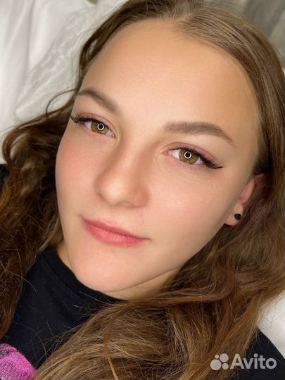 Наращивание ресниц, оформление бровей