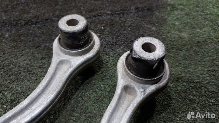 Рычаг задний нижний W212,X218,W204,C253