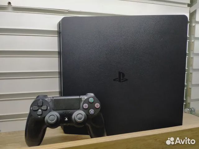 Sony Playstation 4 (Slim - Pro)