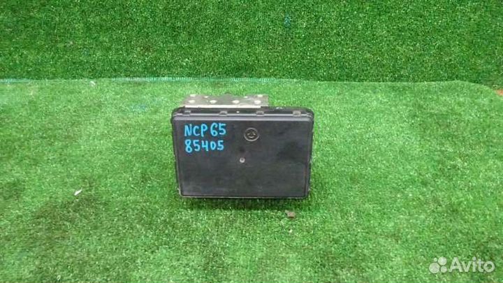 Блок abs Toyota Ist NCP65 1NZ-FE 2002/10