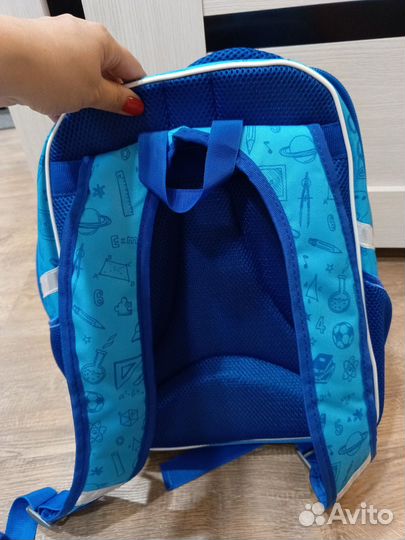 Ранец школьный ортопедический новый