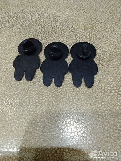 Значки,брошки эмаль