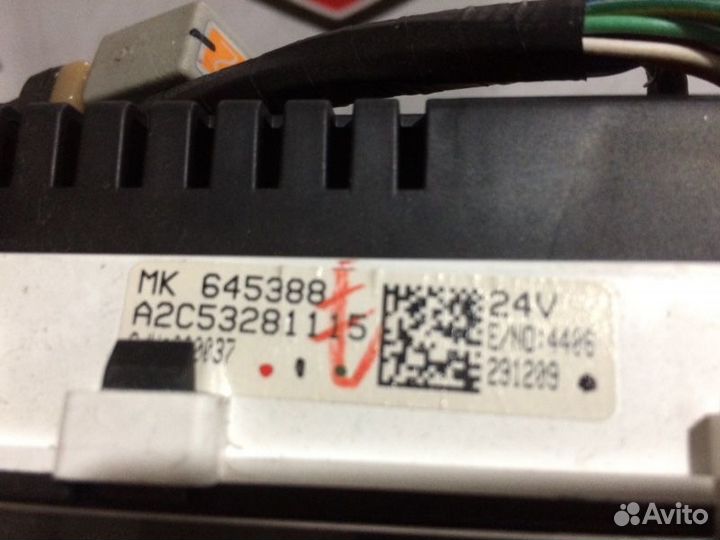 Спидометр Mitsubishi Canter FG74D 4M50 2010