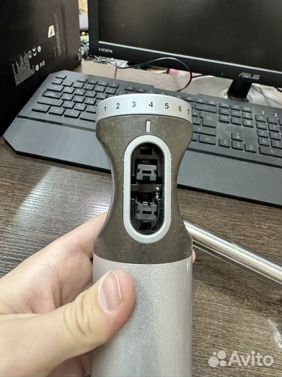 Блендер погружной bork B500