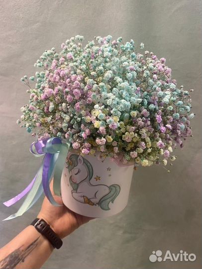 Букет из гипсофилы для девушки