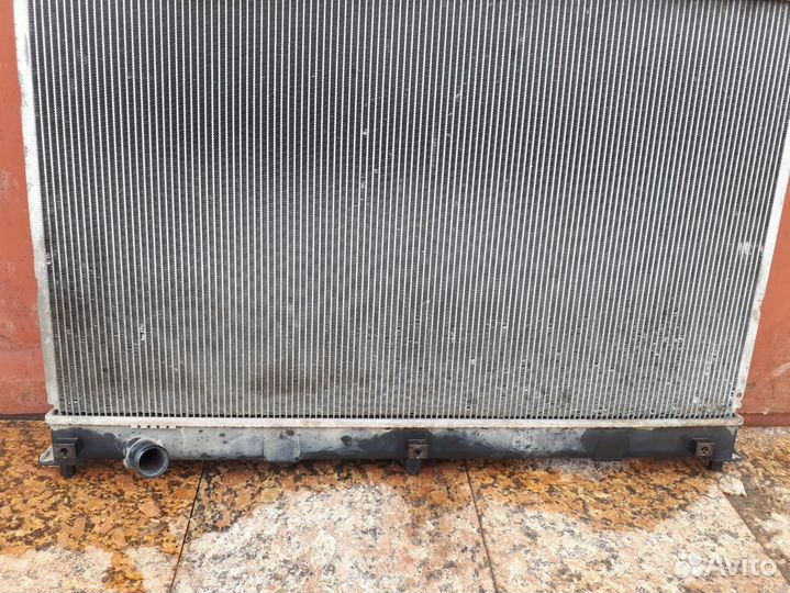 Радиатор охлаждения Mazda cx7 2008г