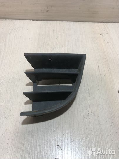 Решетка переднего бампера Skoda Octavia A5