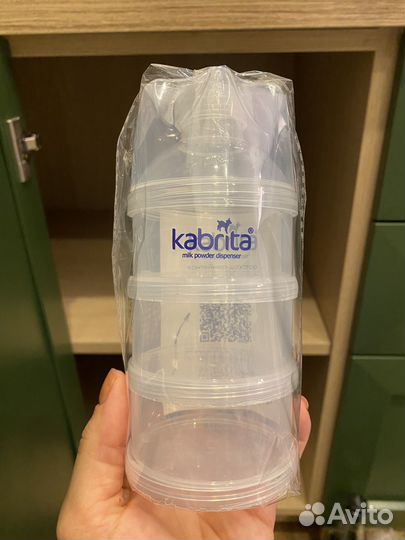 Контейнер-дозатор для молочной смеси