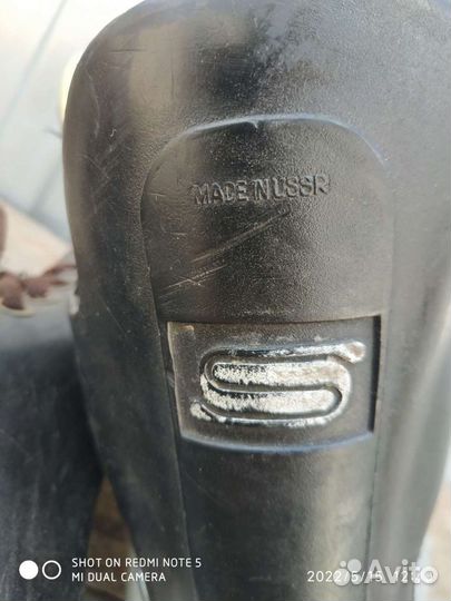 Коньки хоккейные