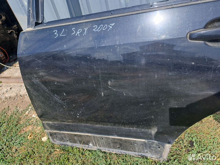 Дверь задний левый Cadillac SRX