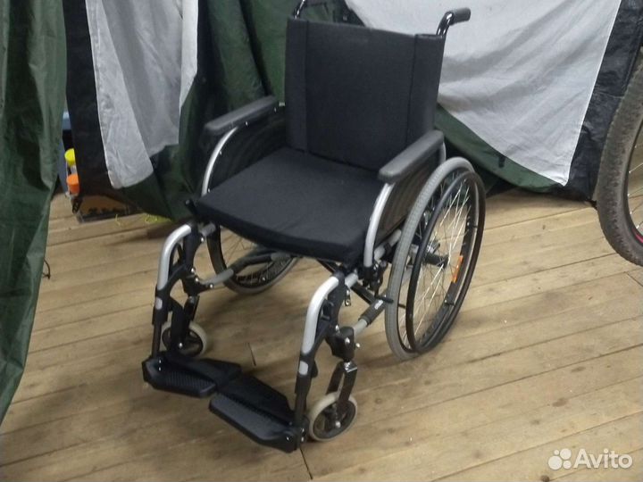 Инвалидная коляска