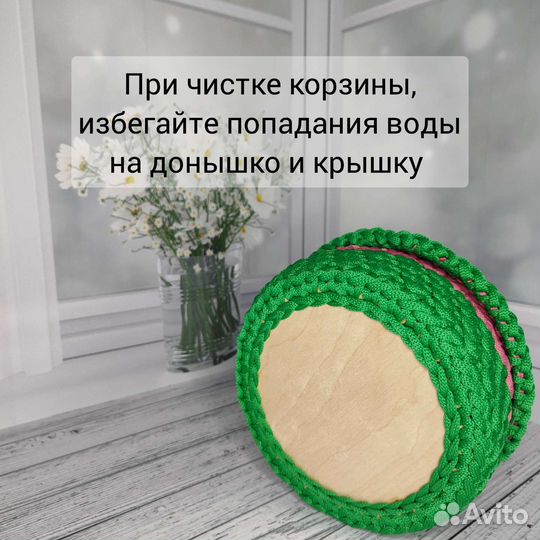 Вязаная корзина для пасхальных яиц