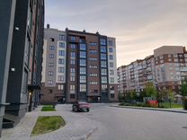 3-к. квартира, 93 м², 3/8 эт.