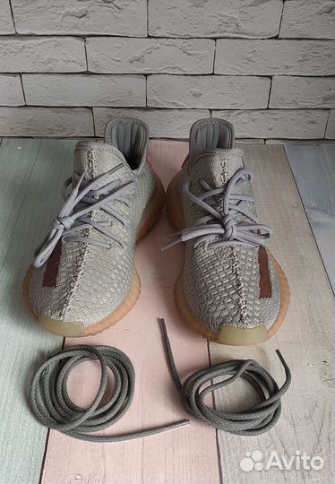 Кроссовки летние для девочек adidas yeezy boost