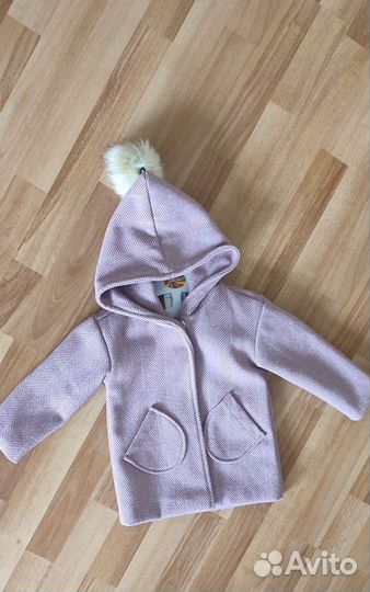 Пальто на девочку