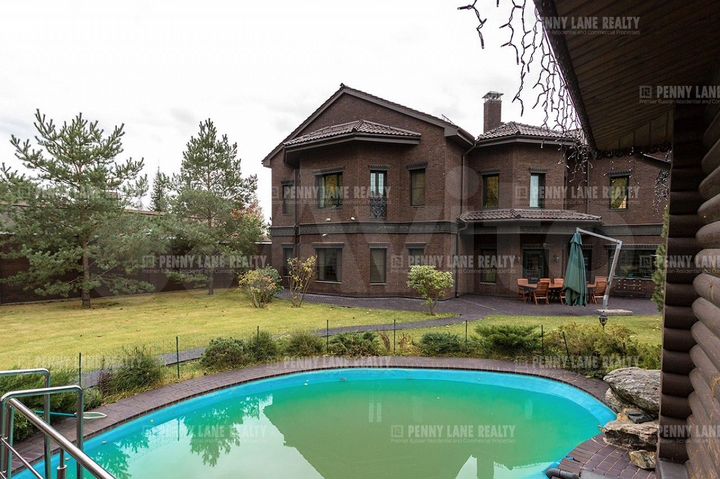 Дом 650 м² на участке 15,7 сот.