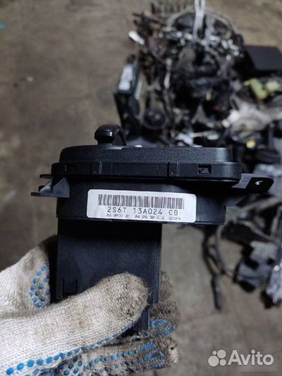 Блок управления светом Ford Fusion