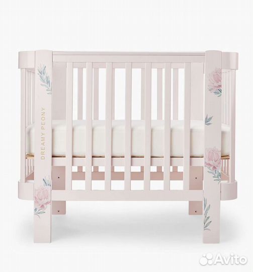 Детская кроватка с продольным маятником