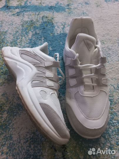 Кроссовки р.39