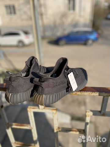 Кроссовки Adidas yeezy boost 350 v2