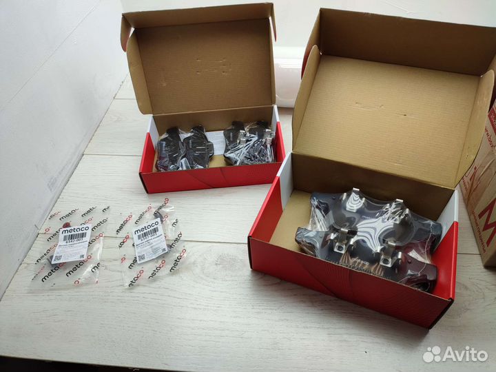 Колодки передние + задние + датчики износа Gl164