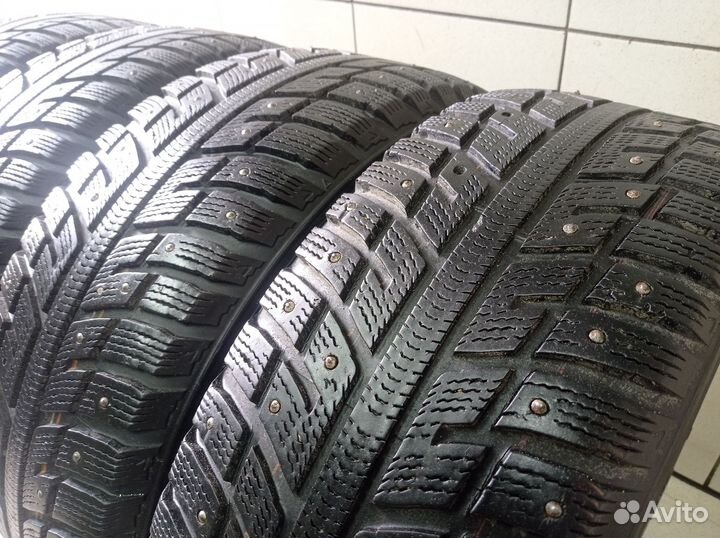 Kumho I'Zen KW22 215/60 R16 99T