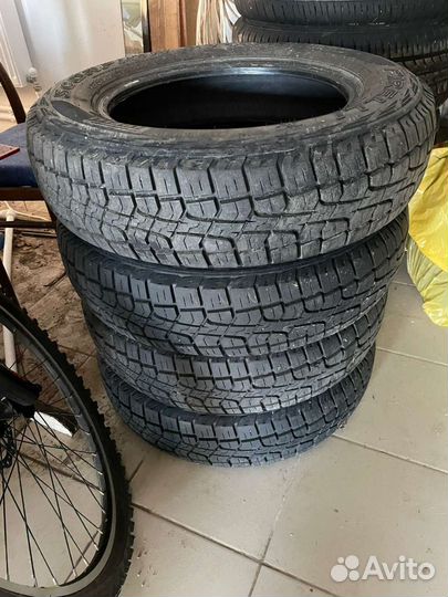Pirelli Scorpion A/T 185/75 R16