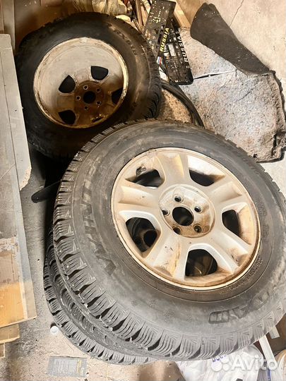 Joyroad Winter RX818 235/70 R16 109T