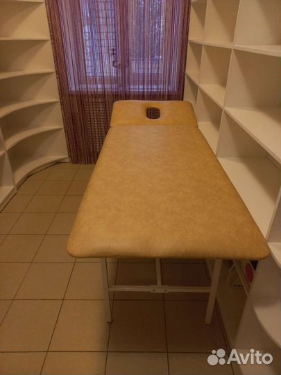 Кушетка косметологическая