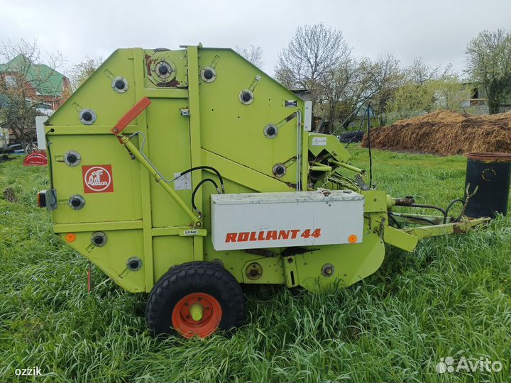 Пресс-подборщик Claas Rollant 44, 2002