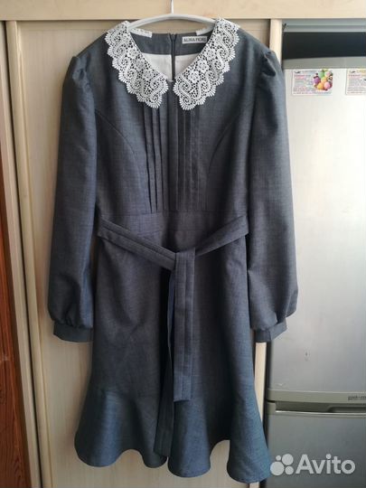 Платье для девочки на 12-13 лет