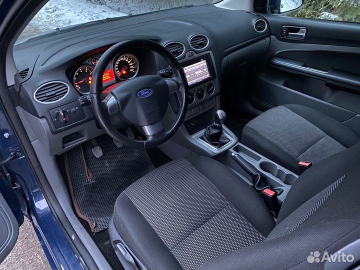 Ford Focus 1.4 МТ, 2010, 260 050 км