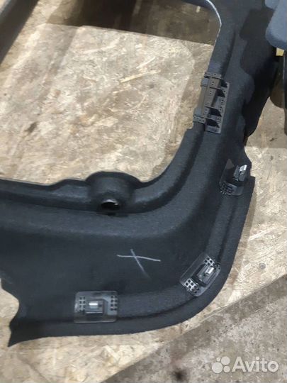 Обшивка багажника 4F5863888B Audi A6 2006 4F2/C6 A