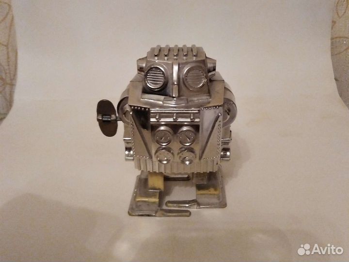 Игрушка робот СССР