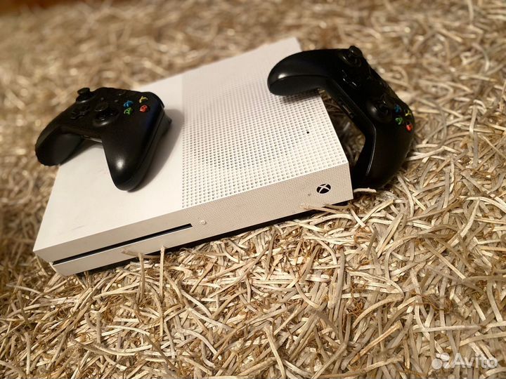 Xbox One s 1tb