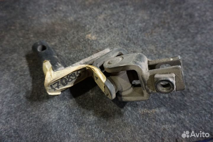 Шарнир карданный