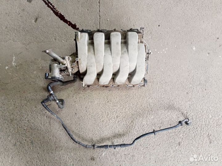 Audi Q7 4L Коллектор впускной