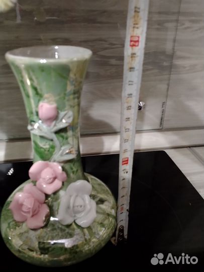 Ваза фарфоровая