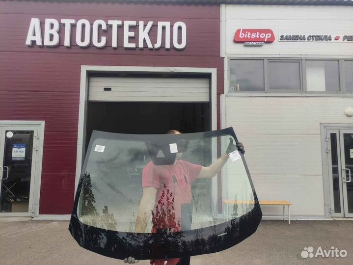 Стекло заднее на Фольксваген Гольф 4