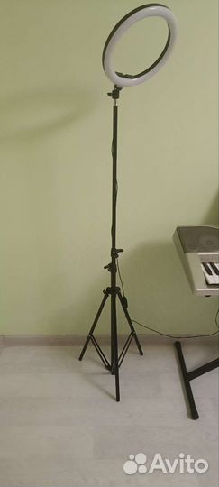 Кольцевая лампа 26 см