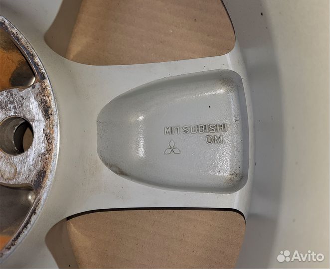 Один (1) диск Мицубиси XL (оригинал) 16