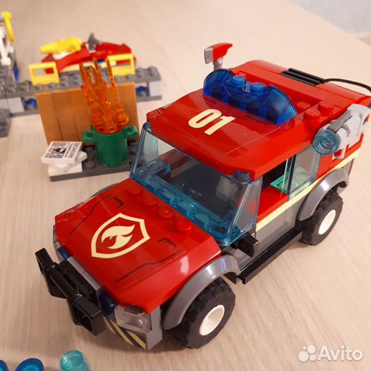 Lego city 60215 Пожарное депо