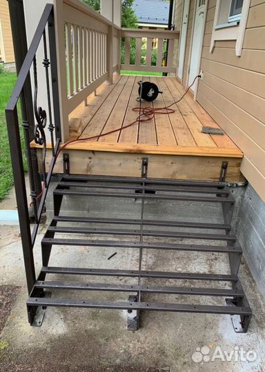 Металлоконструкции для лестниц