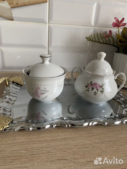 Сахарницы, чайники-фарфор