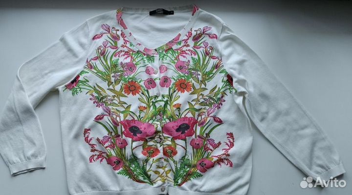 Кофта летняя с цветами Seventy. Италия. 48-50 р