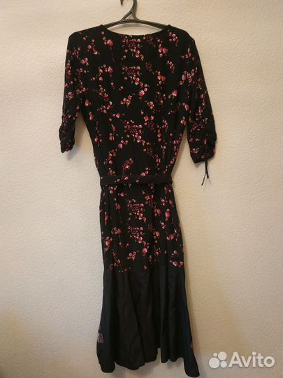 Р. 46-48 Платье Street one
