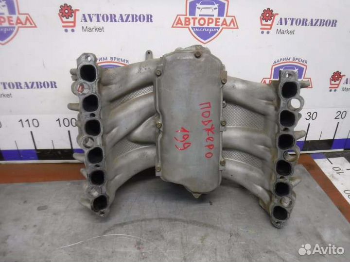 Коллектор впускной Mitsubishi Pajero 3 6G74 2001