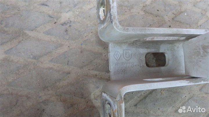 Петля багажника левая LADA Largus Cross KS0Y5L K4M