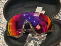 Спортивные очки Oakley