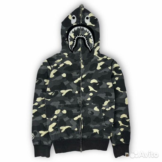 A Bathing Ape Shark Glow in the Dark Camo ponr